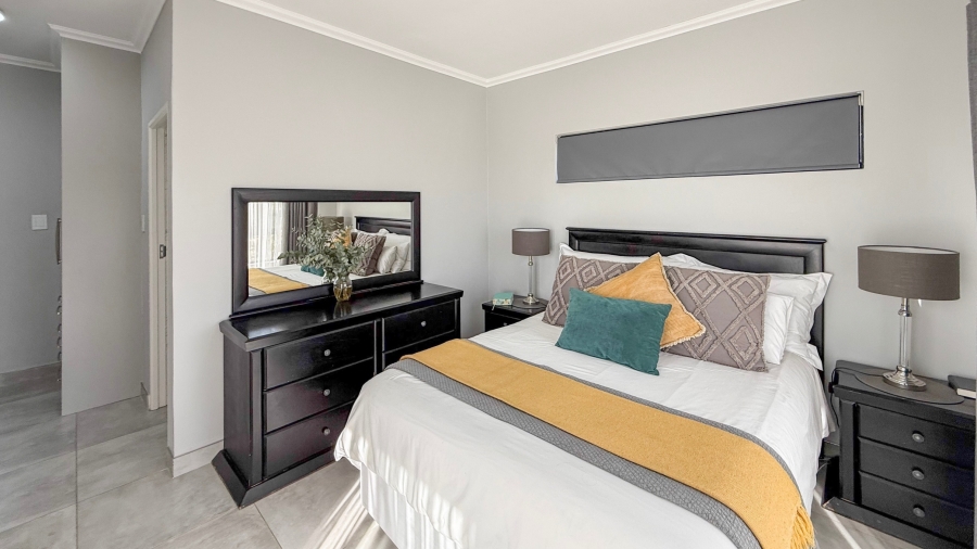 3 Bedroom Property for Sale in Everglades Estate North West